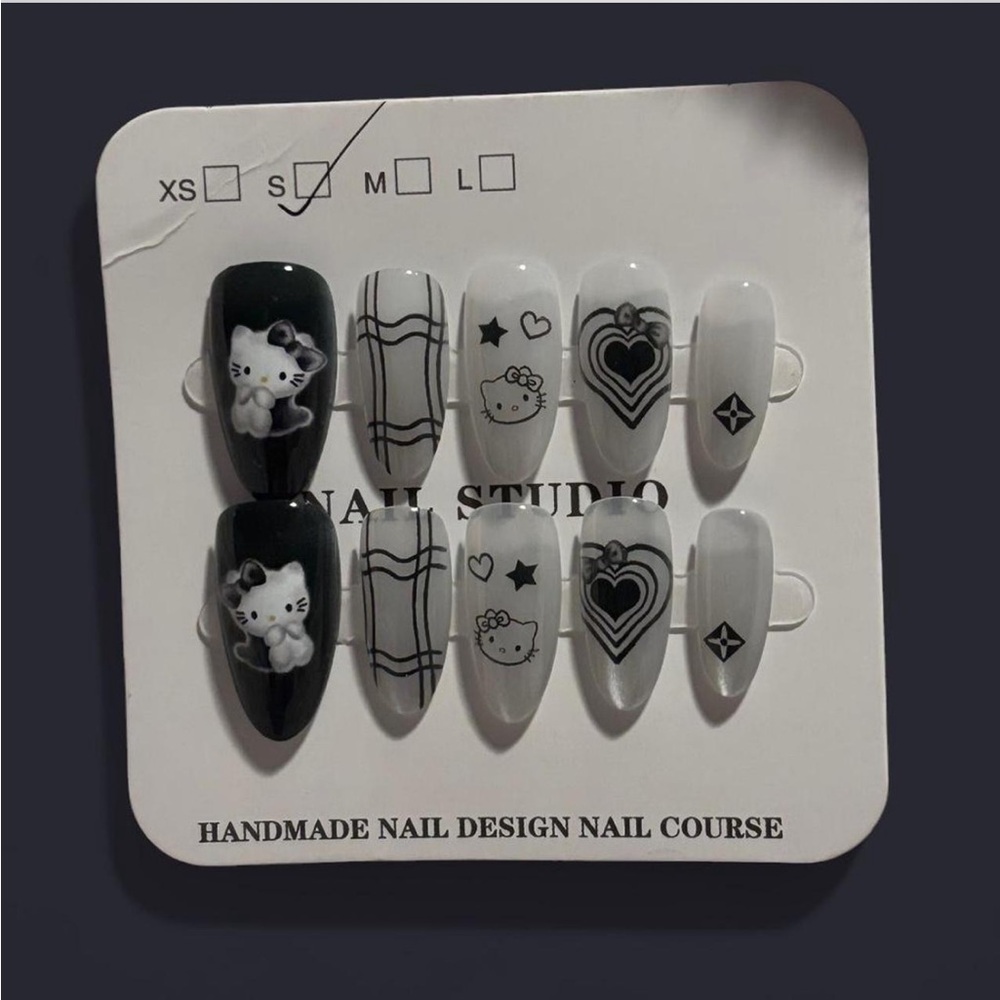 Hello Kitty Press On Nails